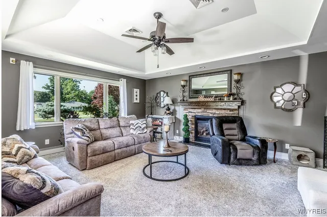 $700,000 | 22 Highland Drive, East Aurora, NY 14052