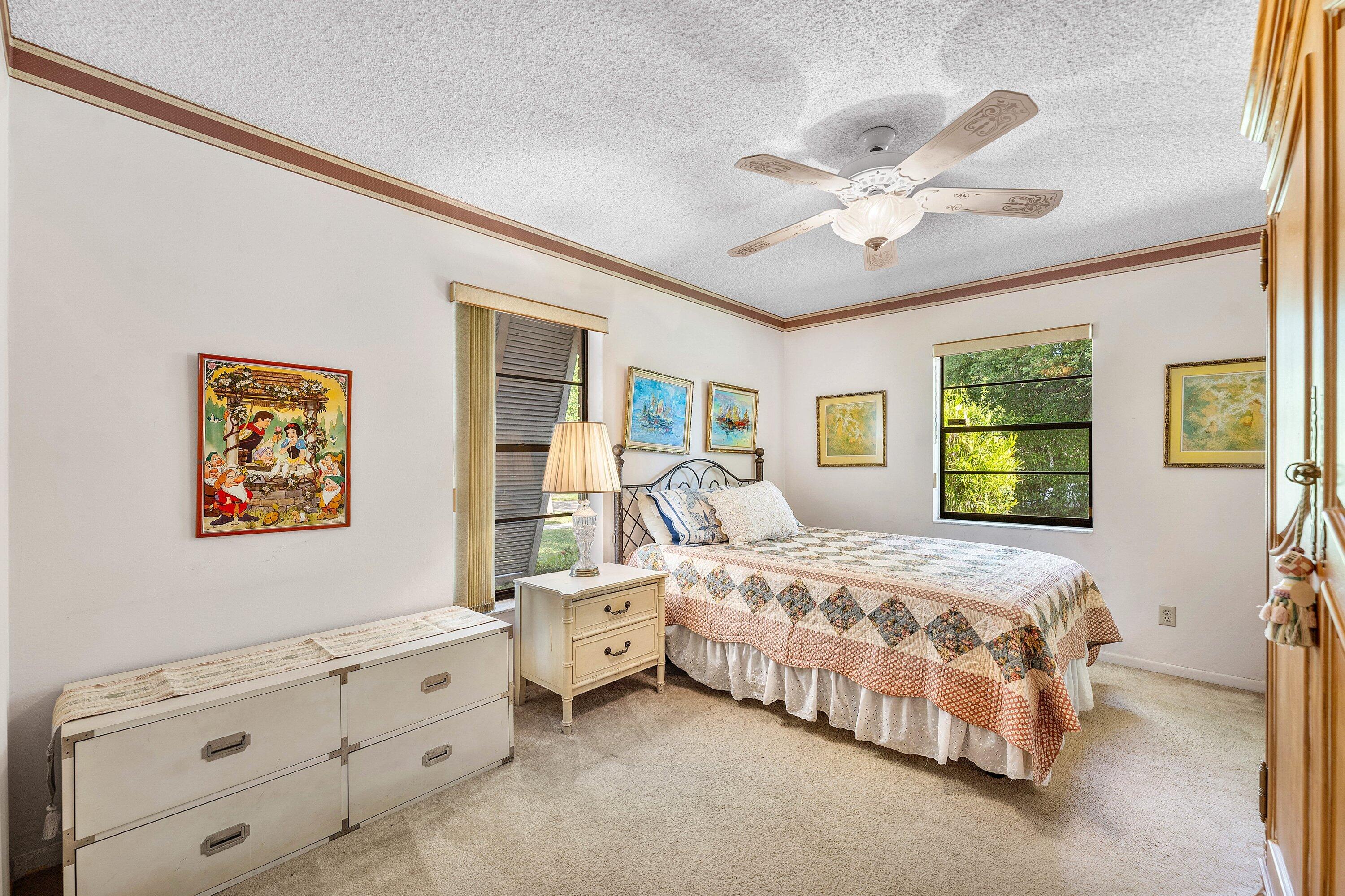 7290 Encina Lane Boca Raton, FL 33433 - Photo 16 of 41 020-7290EncinaLane-BocaRaton-FL-33433-SM