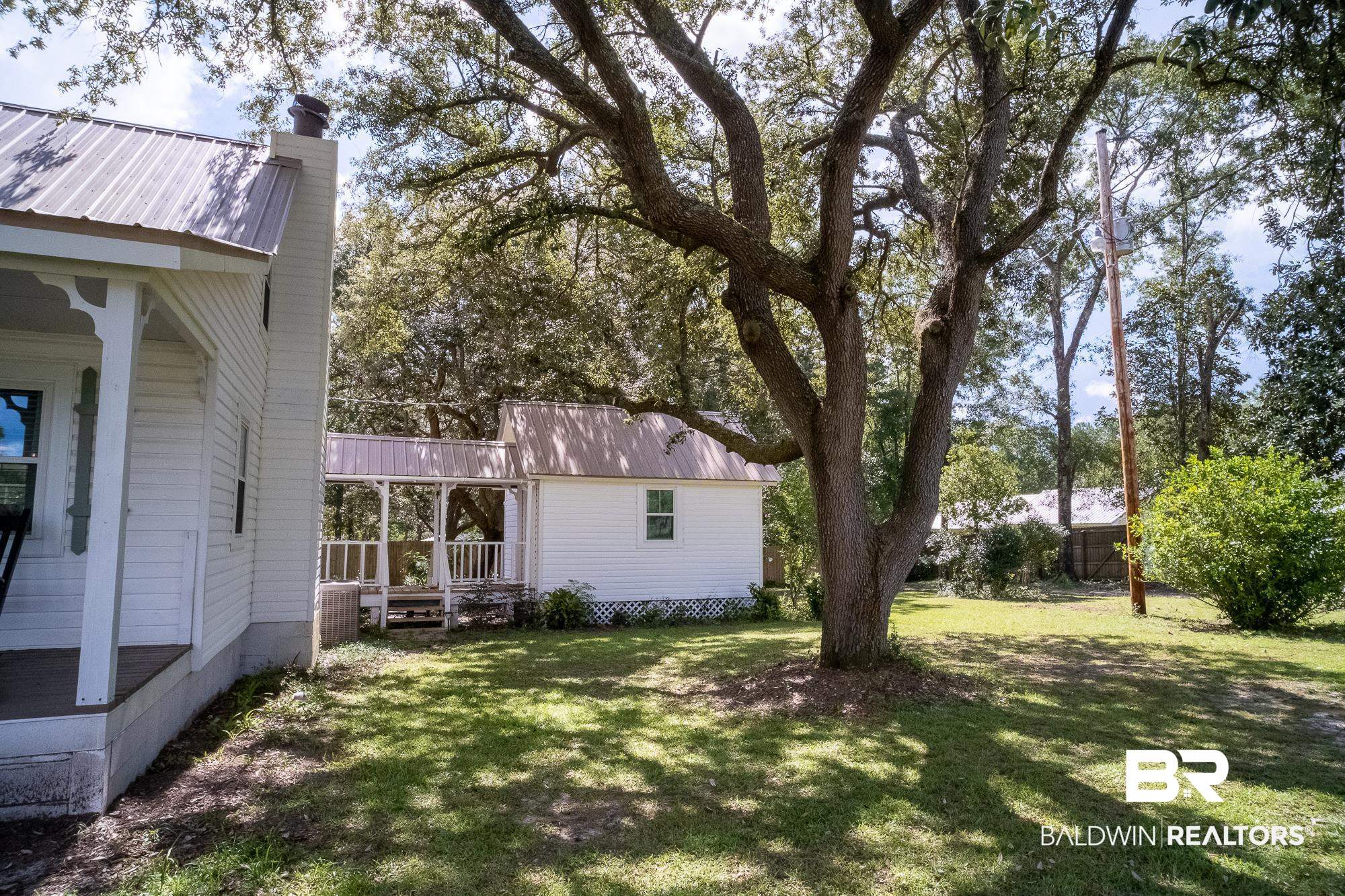 22664 River Road South Daphne, AL 36526 - Photo 29 of 39 Side of House
