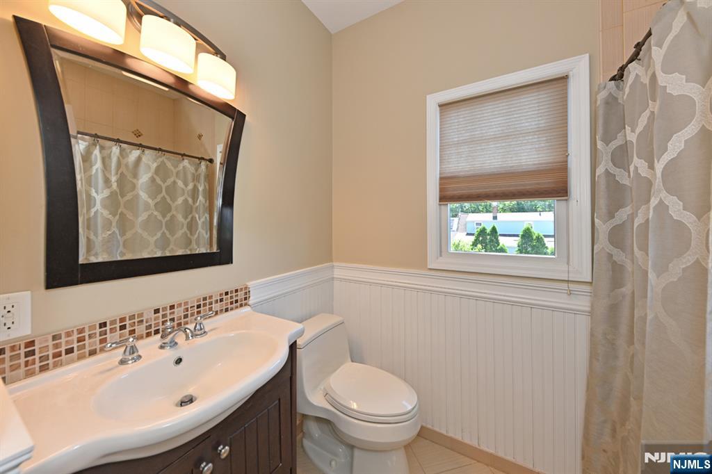 738 Grant Avenue Maywood, NJ 07607 - Photo 25 of 37