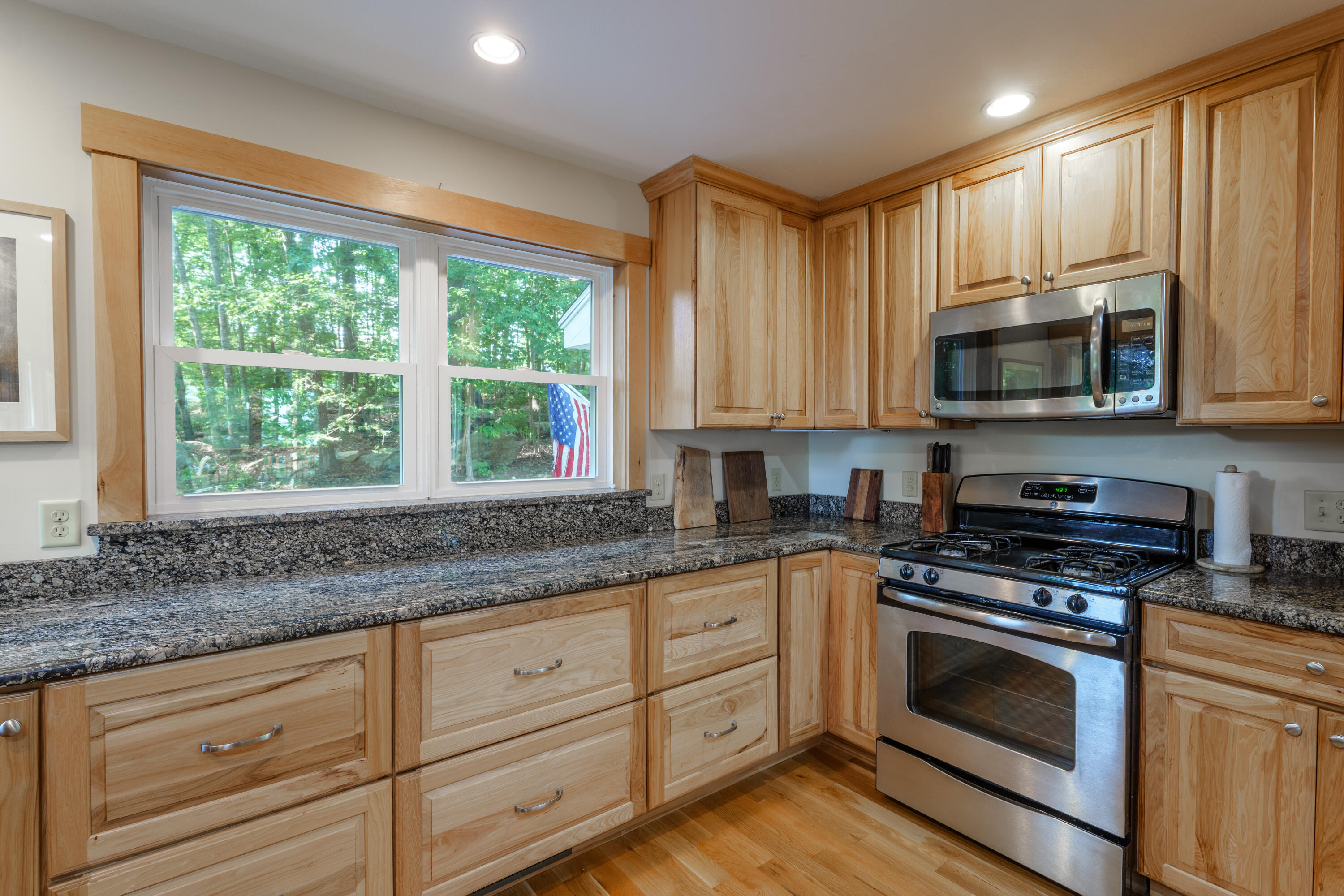 26 Highland Road Sebago, ME 04029 - Photo 5 of 77 5