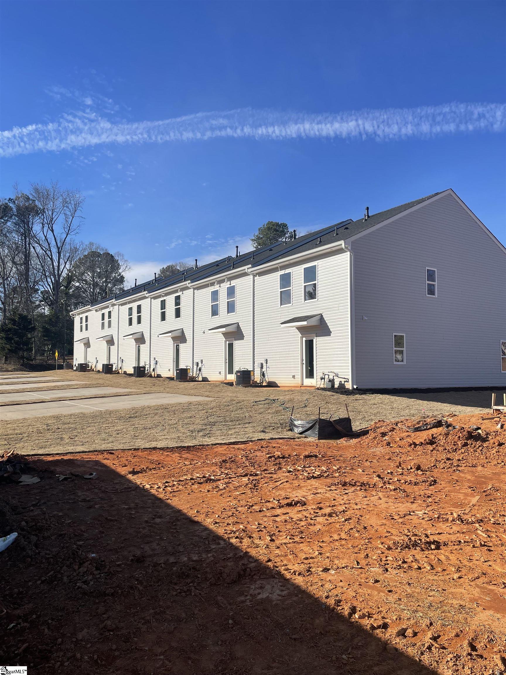 110 Wyndham Way Laurens, SC 29360 - Photo 12 of 33