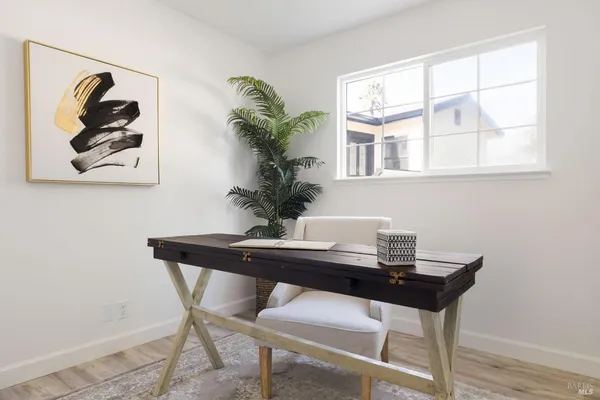 $1,249,000 | 1109-1111 St Vincent Court, Petaluma, CA 94954