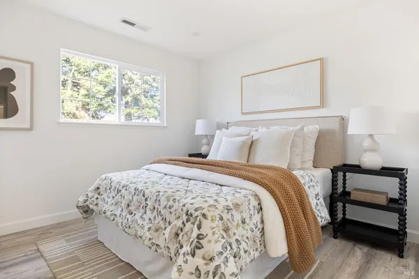 $1,249,000 | 1109-1111 St Vincent Court, Petaluma, CA 94954