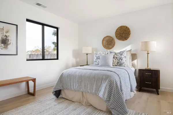 $1,249,000 | 1109-1111 St Vincent Court, Petaluma, CA 94954