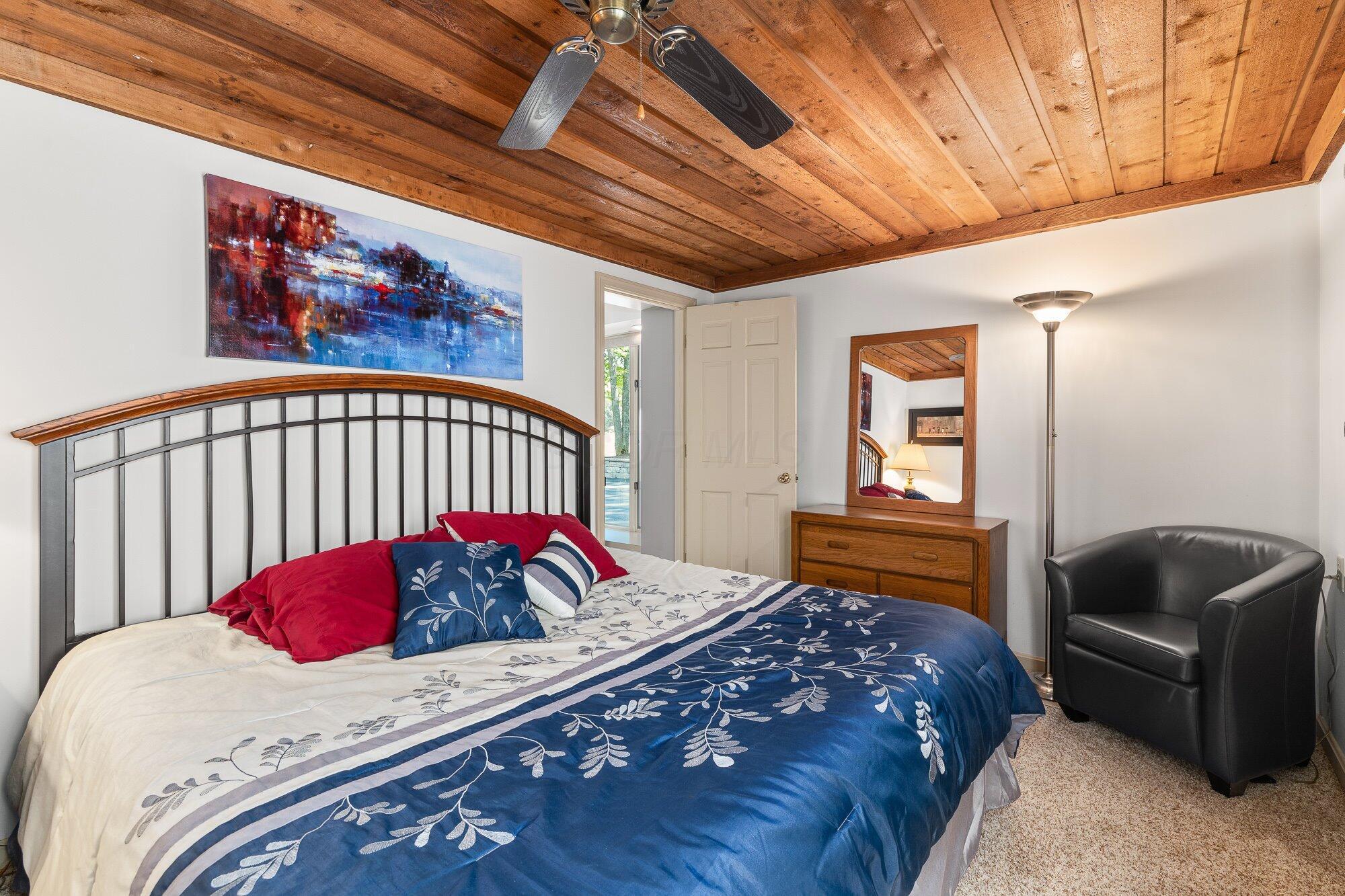 1833 East Hanley Road Mansfield, OH 44903 - Photo 68 of 94 56-guesthouse-bed-1-1