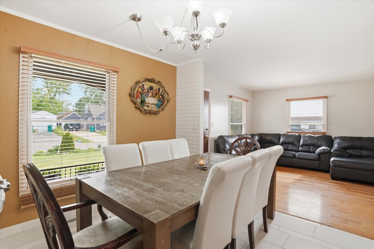 415 Garfield Road Ingleside, IL 60041 - Photo 7 of 28