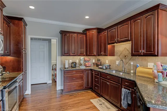 $649,900 | 112 Redberry Lane, Winston-Salem, NC 27107