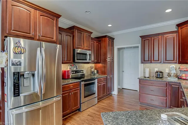 $649,900 | 112 Redberry Lane, Winston-Salem, NC 27107