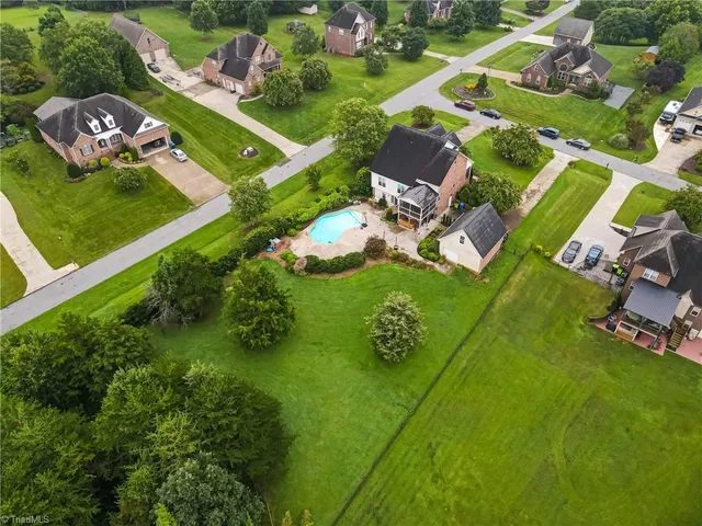 $649,900 | 112 Redberry Lane, Winston-Salem, NC 27107