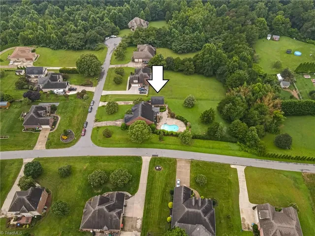 $649,900 | 112 Redberry Lane, Winston-Salem, NC 27107