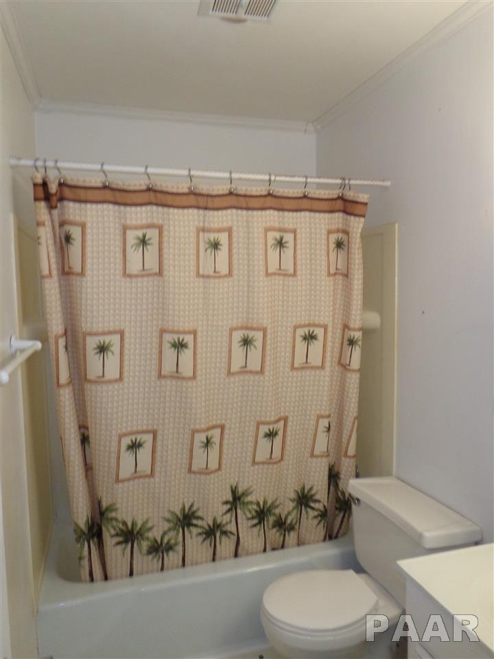 6108 North Randwick Road Peoria, IL 61615 - Photo 15 of 17 Gallery Image 15