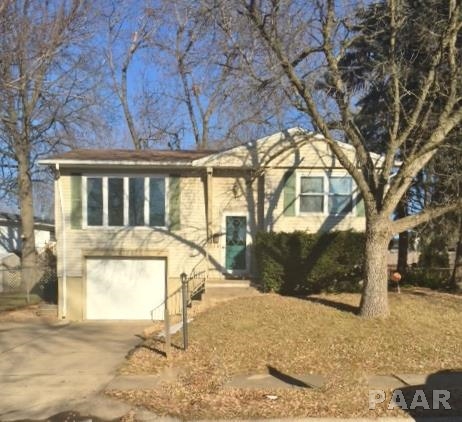 6108 North Randwick Road Peoria, IL 61615 - Photo 2 of 17 Gallery Image 2