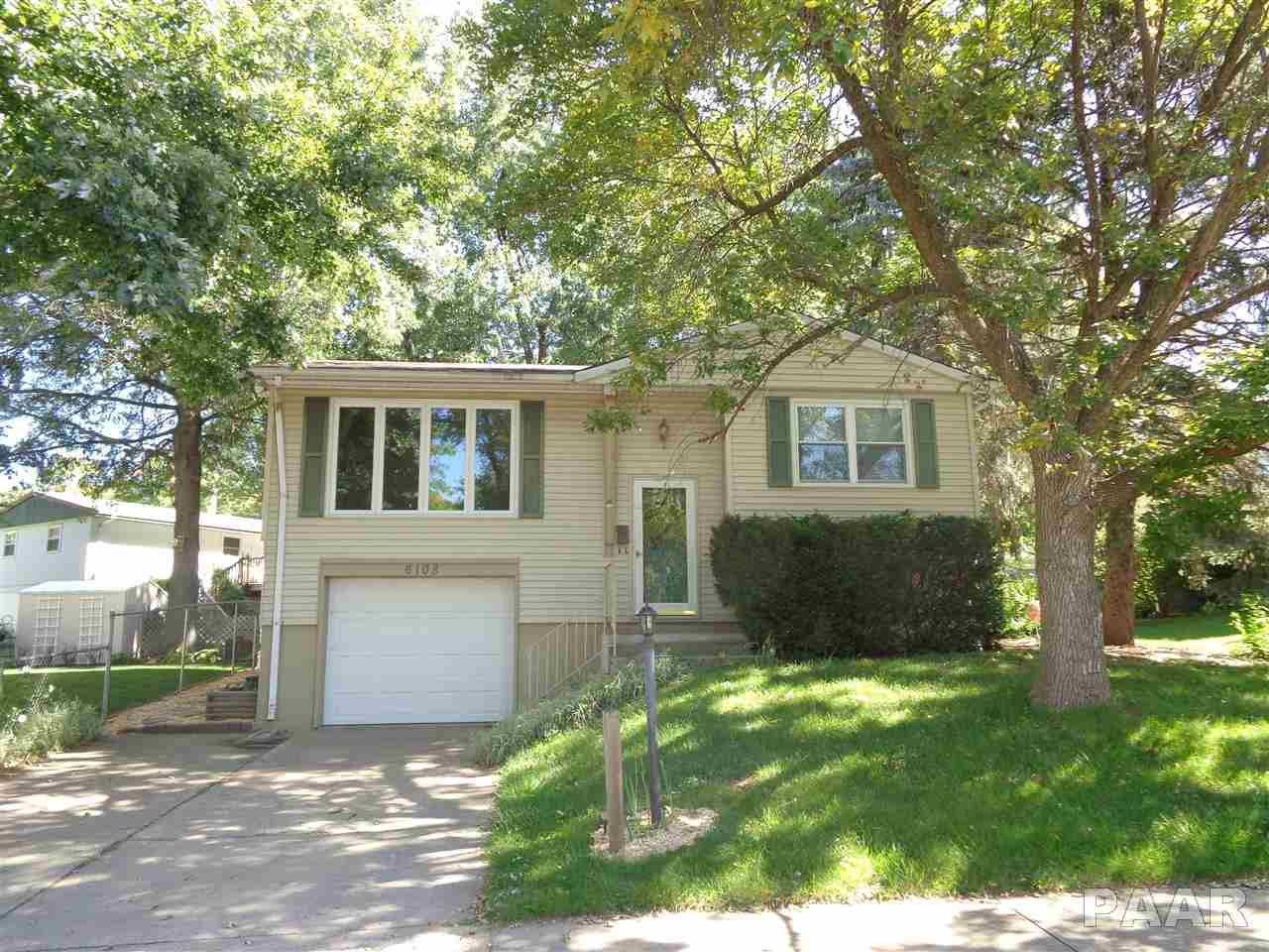 6108 North Randwick Road Peoria, IL 61615 - Photo 4 of 17 Gallery Image 4
