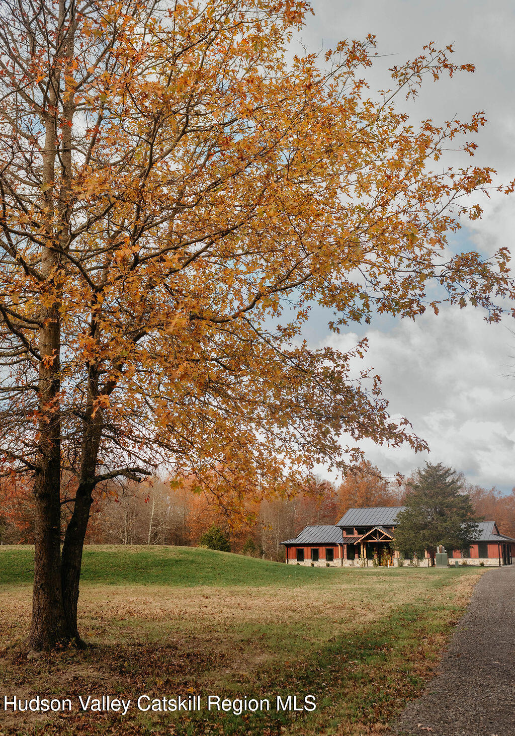 a view of outdoor space with mountain view