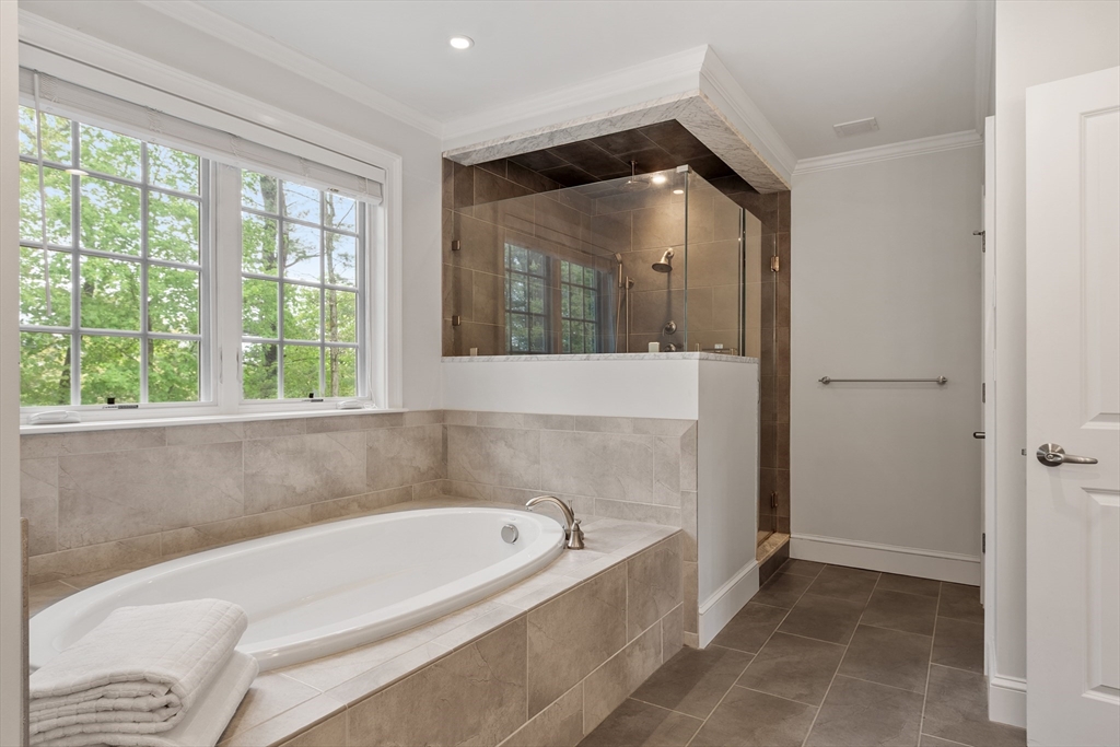14 Flintlock Road Lexington, MA 02420 - Photo 32 of 41