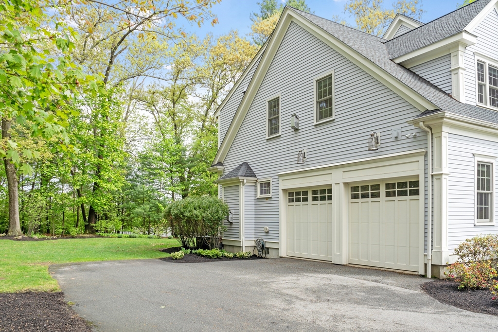 14 Flintlock Road Lexington, MA 02420 - Photo 5 of 41