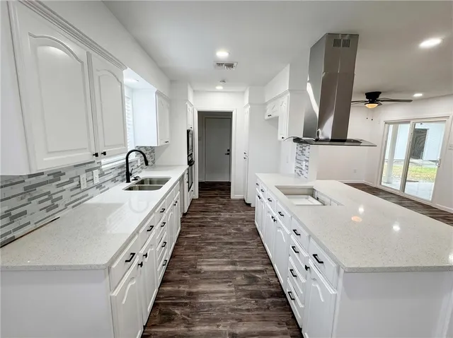 $269,900 | 4053 Donaho Drive, Corpus Christi, TX 78413