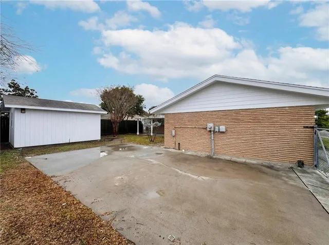 $269,900 | 4053 Donaho Drive, Corpus Christi, TX 78413