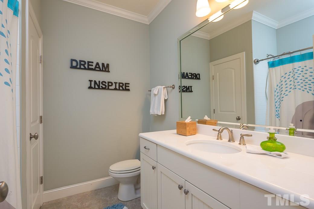 5104 Pomfret Point Raleigh, NC 27612 - Photo 18 of 25 Gallery Image 18
