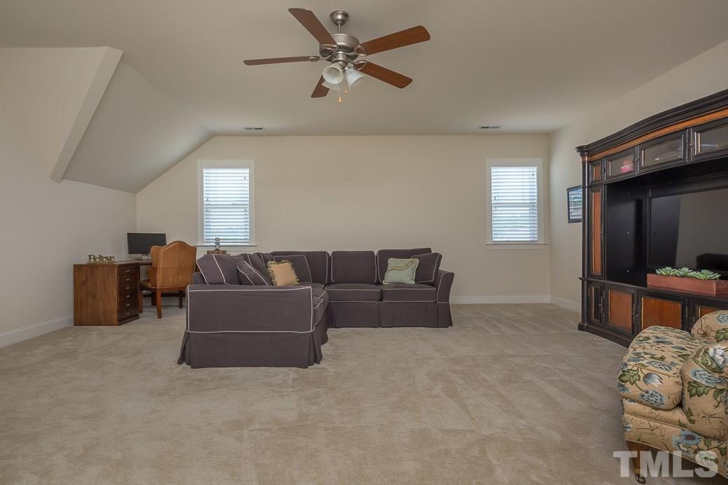 5104 Pomfret Point Raleigh, NC 27612 - Photo 19 of 25 Gallery Image 19