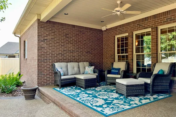 $634,900 | 1139 Bennington Place, Franklin, KY 42134