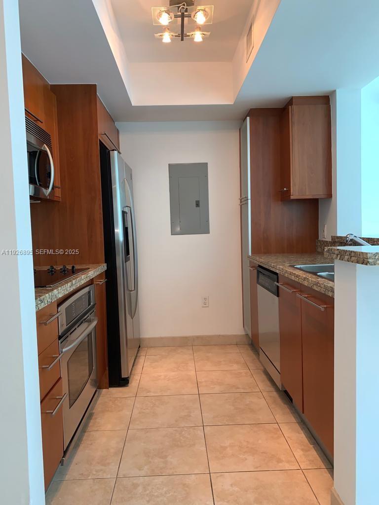 110 Washington Avenue, Unit 1405 Miami Beach, FL 33139 - Photo 4 of 16