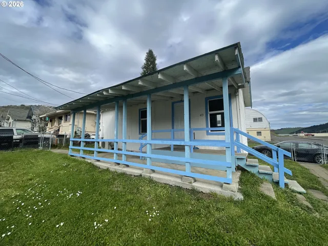 $185,000 | 413 Northeast Boston Street, Roseburg, OR 97470