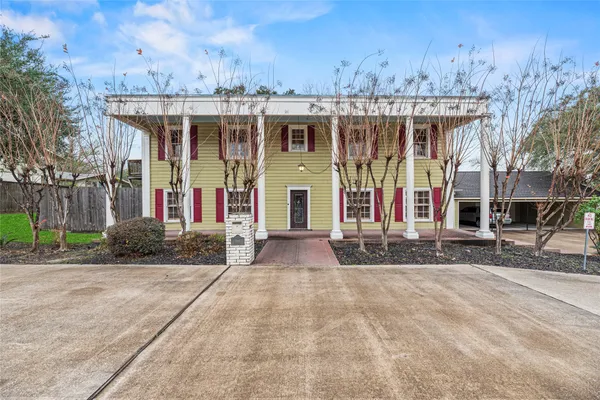 $525,000 | 1106 Ave O, Huntsville, TX 77340