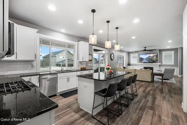 $825,000 | 3752 North Shelburne Loop, Post Falls, ID 83854