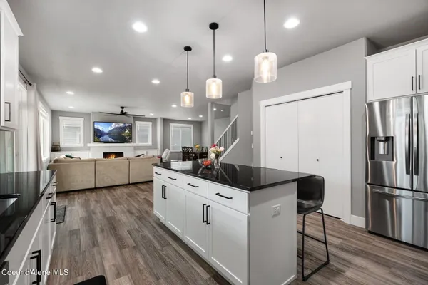 $825,000 | 3752 North Shelburne Loop, Post Falls, ID 83854