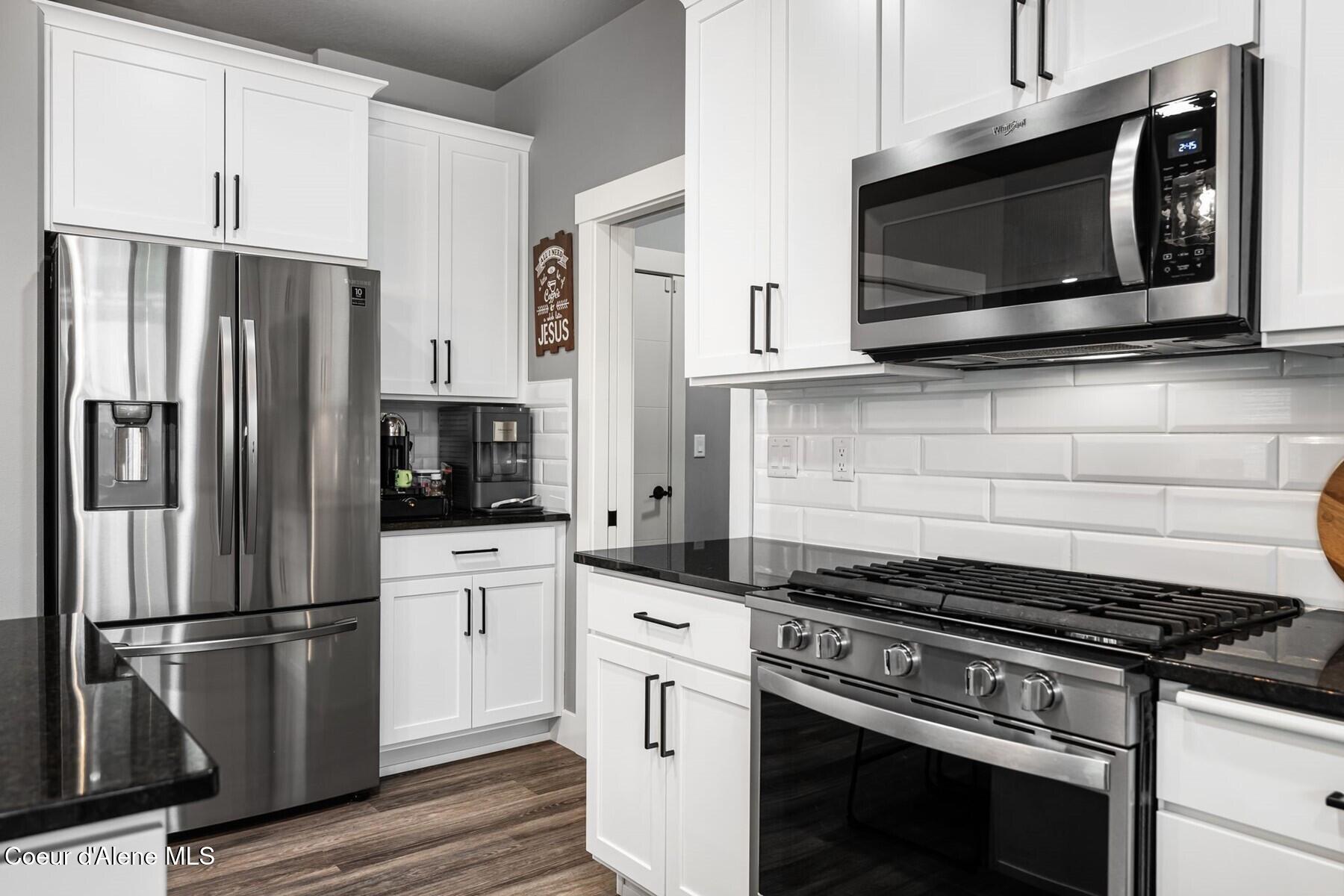 3752 North Shelburne Loop Post Falls, ID 83854 - Photo 17 of 76 Stainless Steele Appliances
