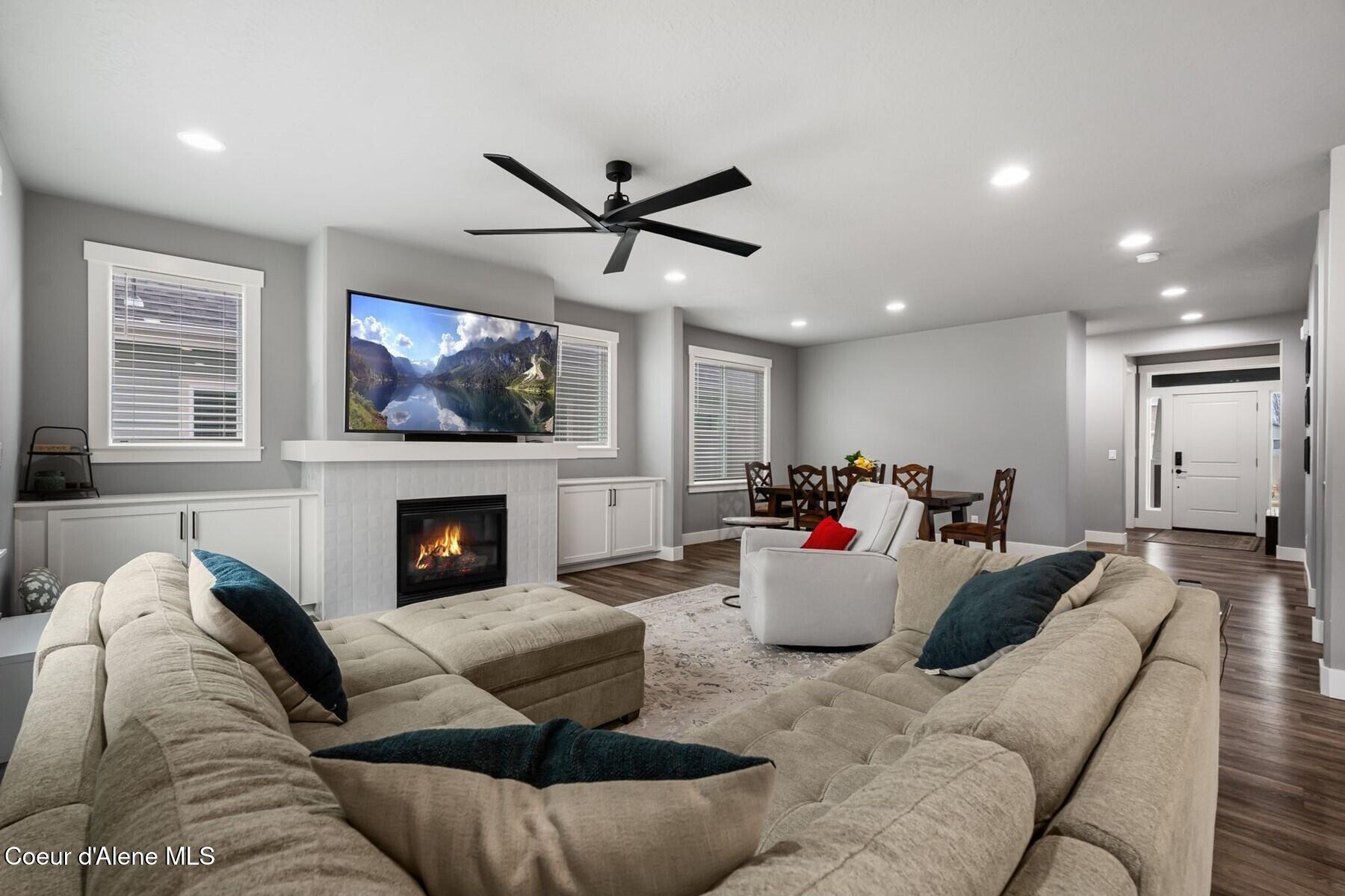 3752 North Shelburne Loop Post Falls, ID 83854 - Photo 18 of 76 Great Family Space