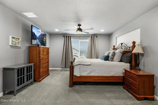 $825,000 | 3752 North Shelburne Loop, Post Falls, ID 83854