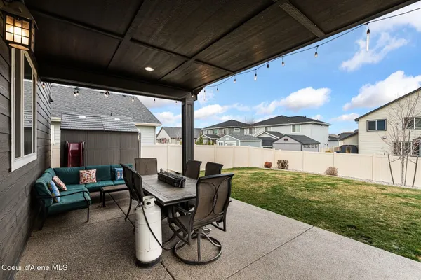 $825,000 | 3752 North Shelburne Loop, Post Falls, ID 83854