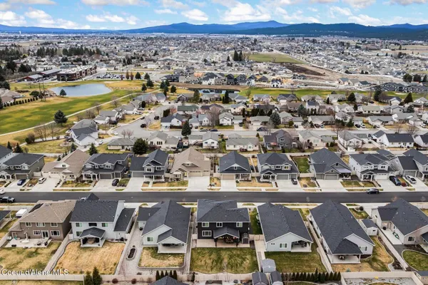 $825,000 | 3752 North Shelburne Loop, Post Falls, ID 83854