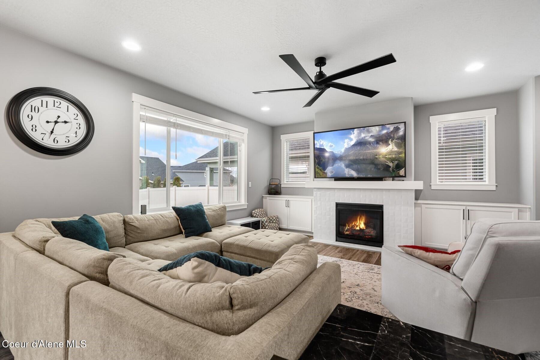 3752 North Shelburne Loop Post Falls, ID 83854 - Photo 9 of 76 Gas Fireplace