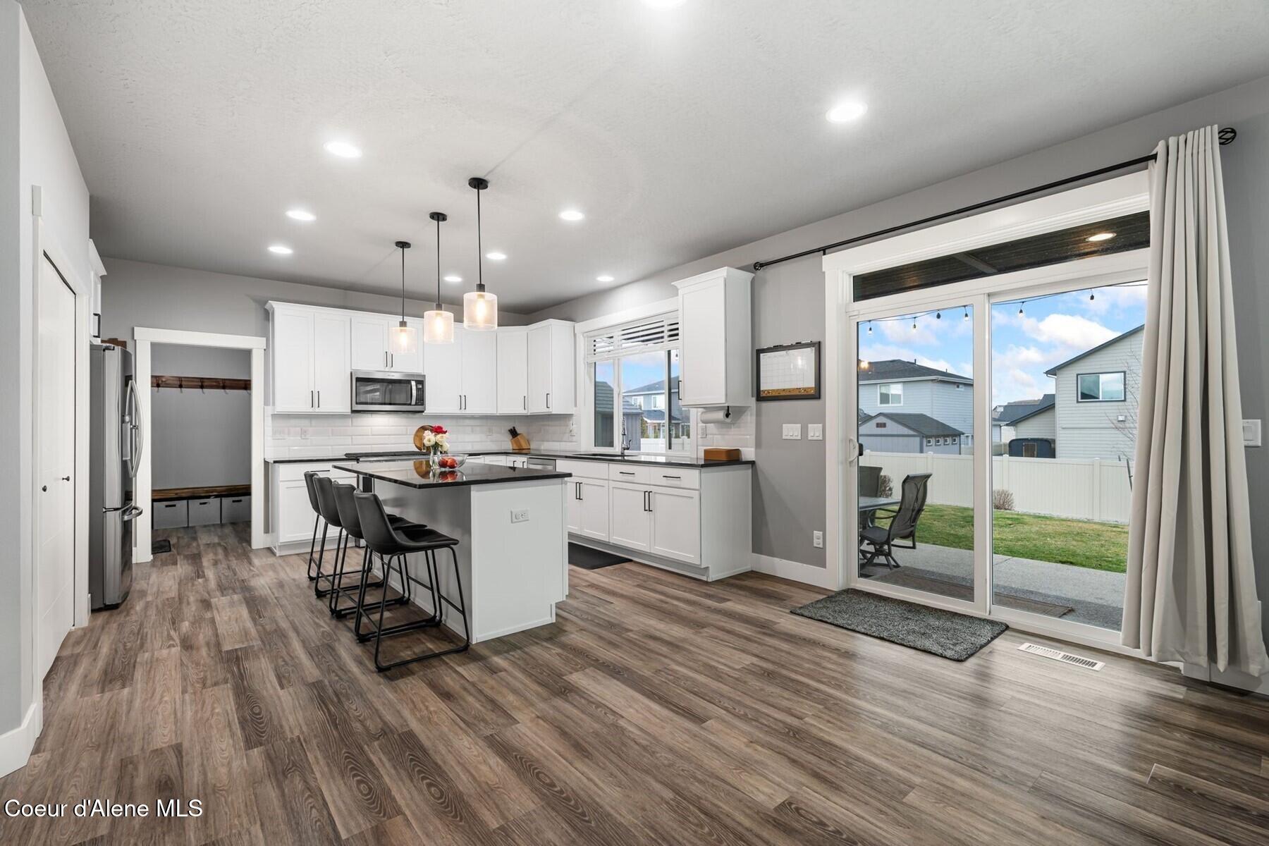3752 North Shelburne Loop Post Falls, ID 83854 - Photo 10 of 76 Open Kitchen