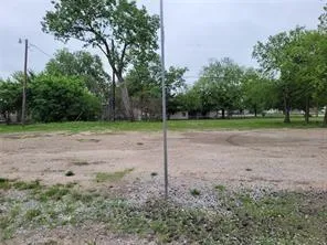 $999,000 | 604 North Oak Street, Roanoke, TX 76262