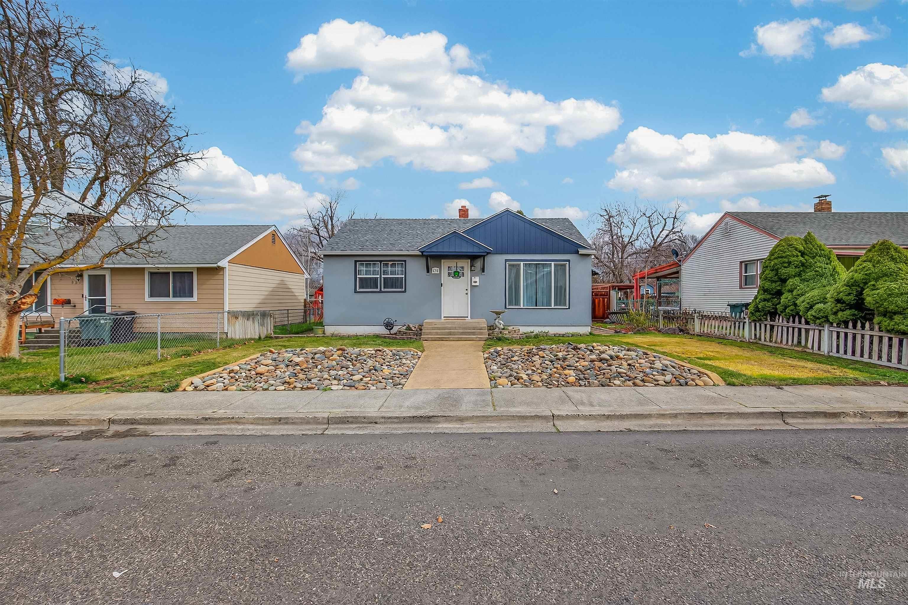 835 12th Street Clarkston, WA 99403 - Photo 26 of 39 Bungalow with stucco siding