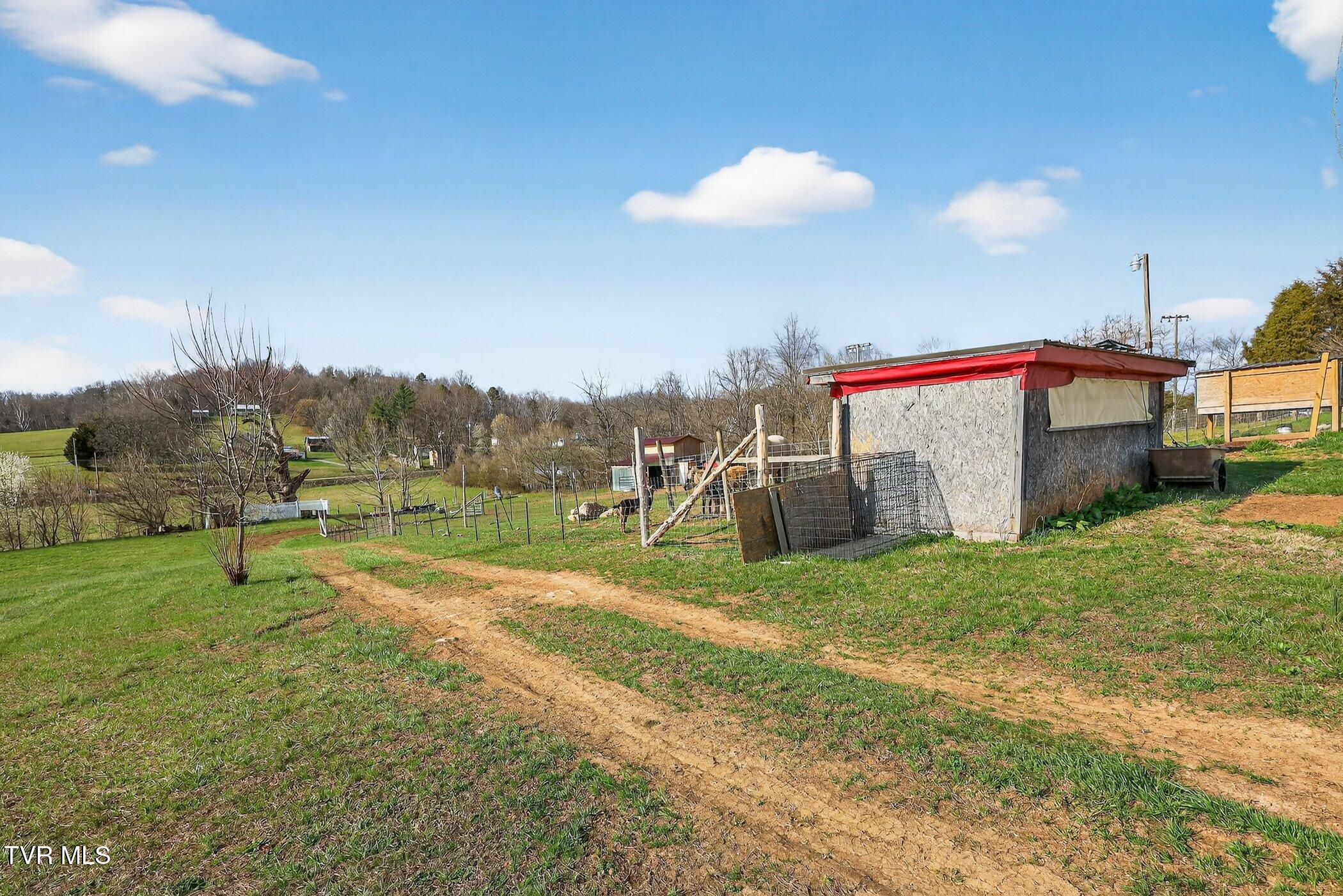 393 Meadow Creek Road Bristol, TN 37620 - Photo 32 of 41 393-Meadow-Creek-Rd-WindowStill-Real-Est