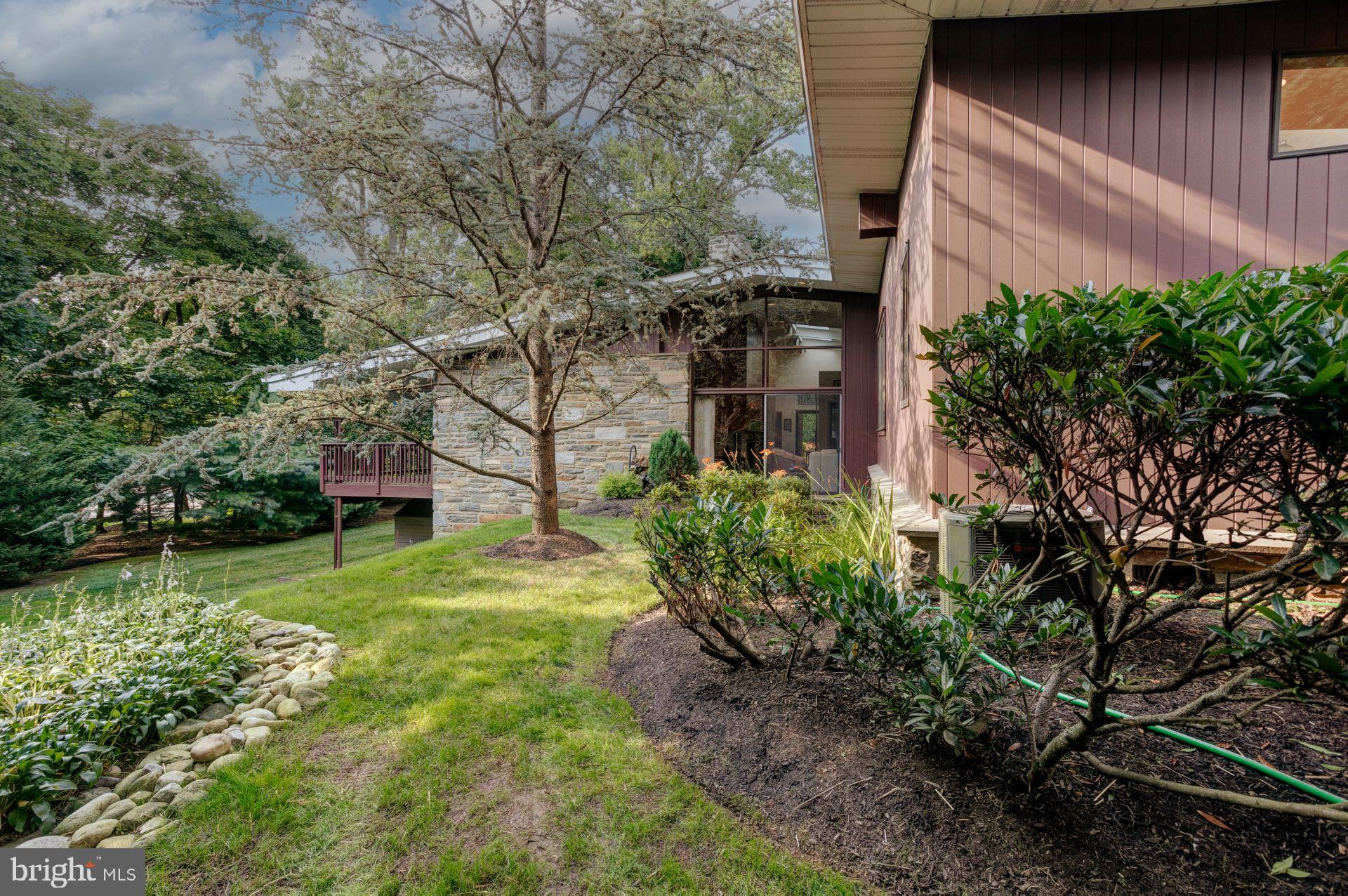 918 Frazier Road Rydal, PA 19046 - Photo 3 of 64