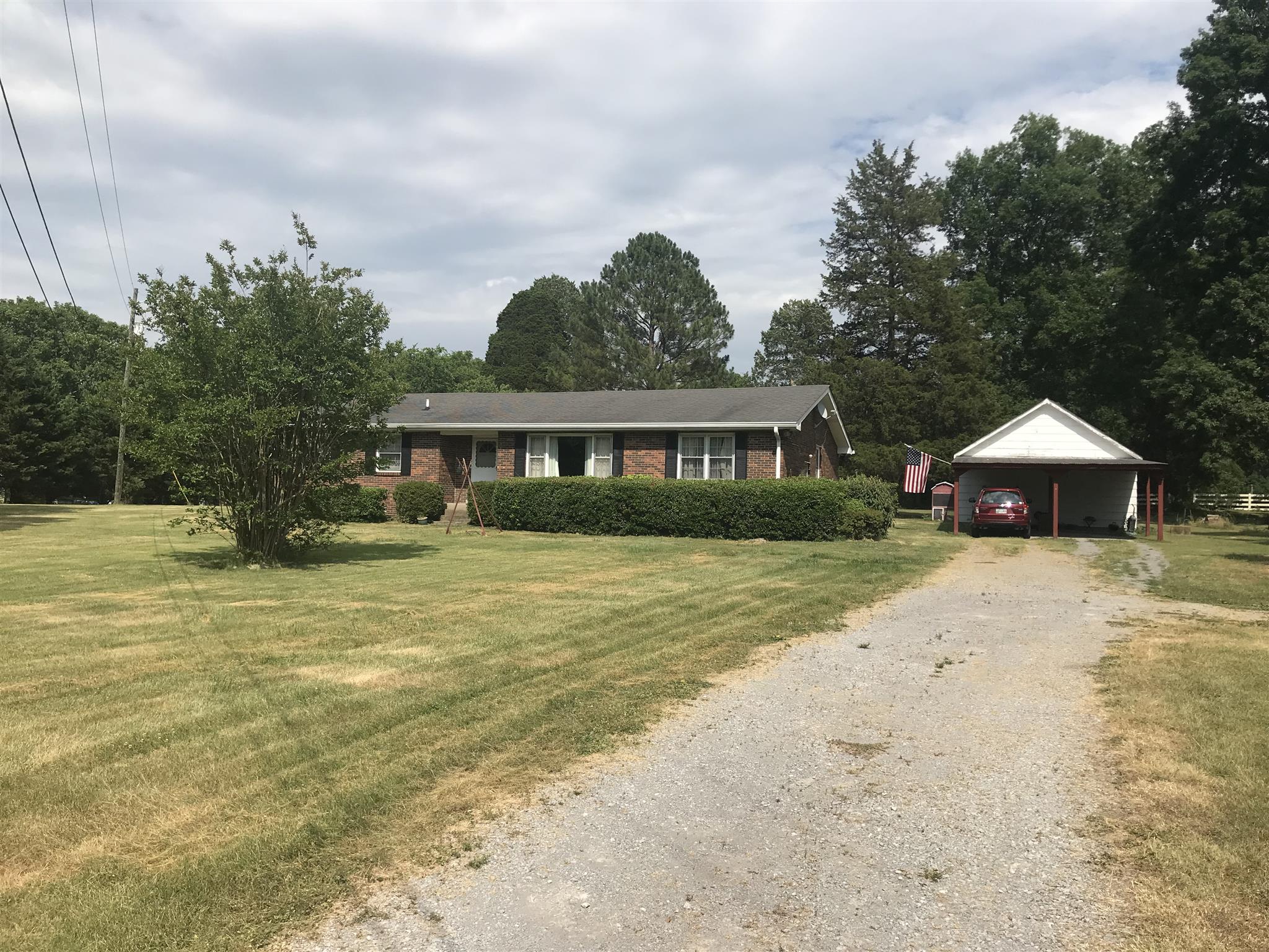 960 Cooks Road Mount Juliet, TN 37122 - Photo 1 of 3 a front view of house with yard