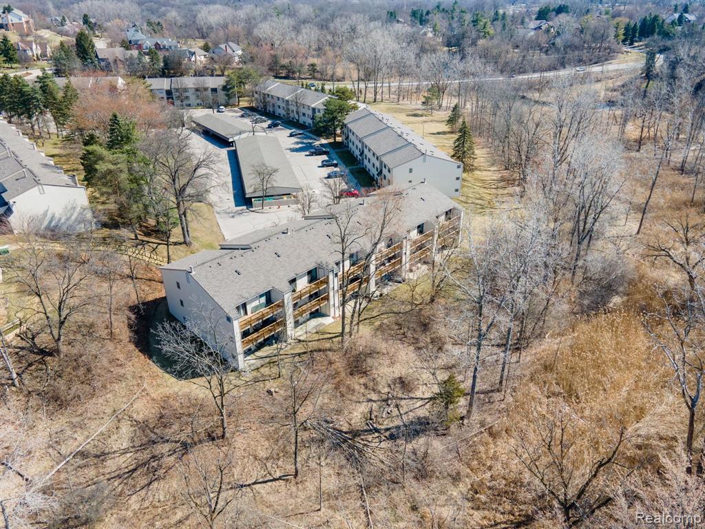 1697 Riverside Drive, Unit 13 Rochester Hills, MI 48309 - Photo 28 of 32