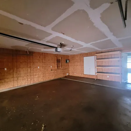 $190,000 | 104 Holly Circle, Levelland, TX 79336