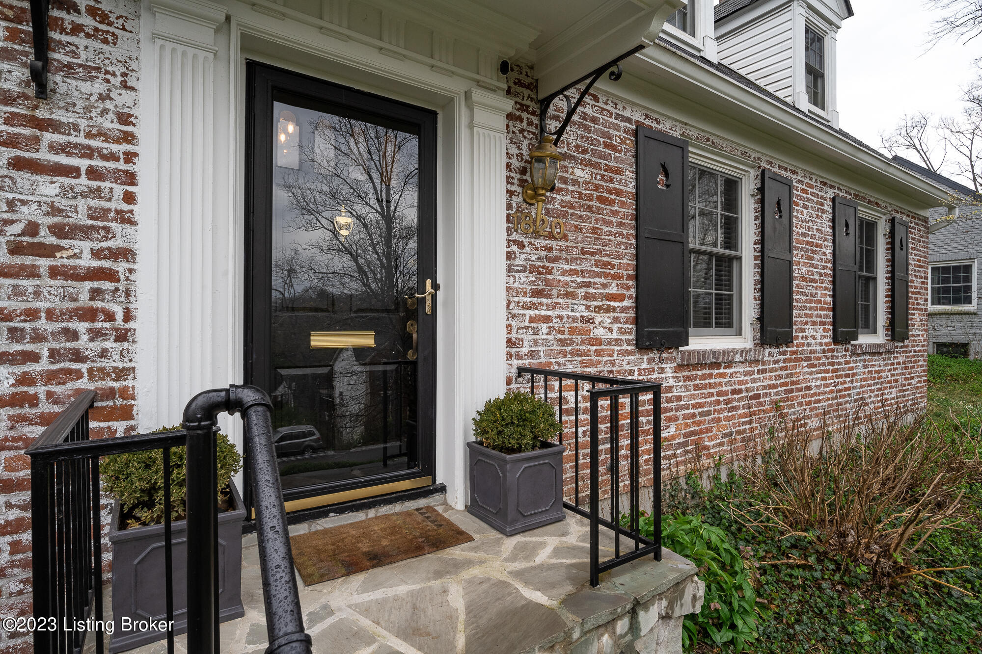 1820 Gresham Road Louisville, KY 40205 - Photo 8 of 46 1820 Gresham Rd-9