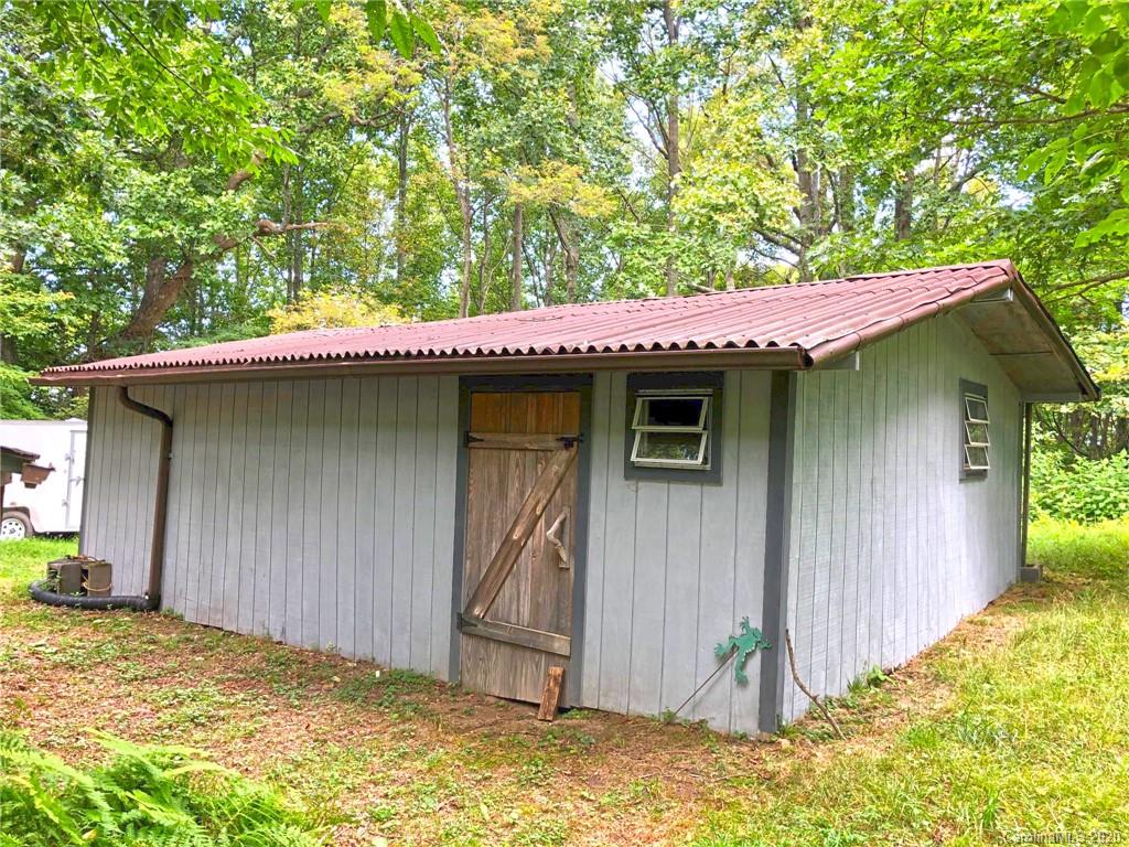 2685 West Road Hot Springs, NC 28743 - Photo 39 of 41 Gallery Image 39