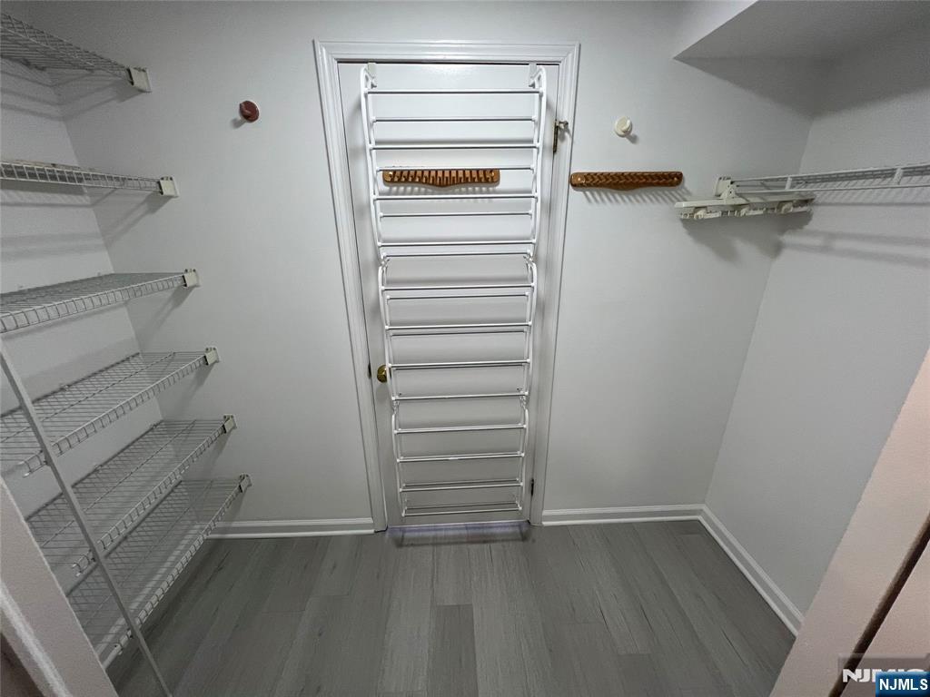 404 Williams Edgewater, NJ 07020 - Photo 11 of 17 Gallery Image 11