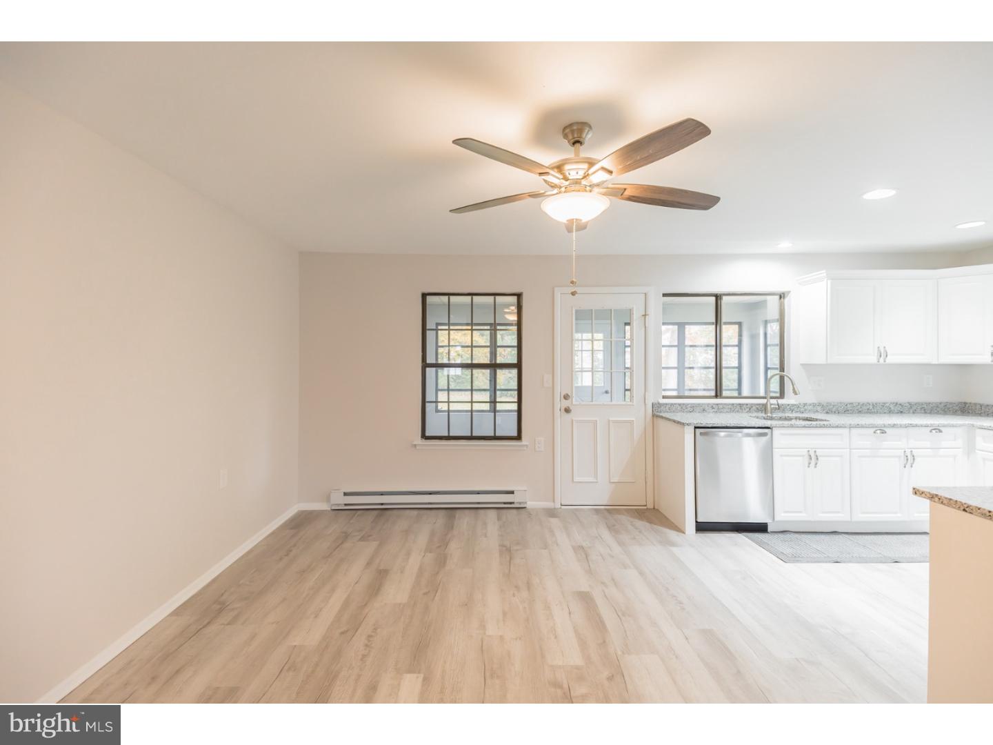 26 Windsor Road Southampton, NJ 08088 - Photo 13 of 25 Family Room