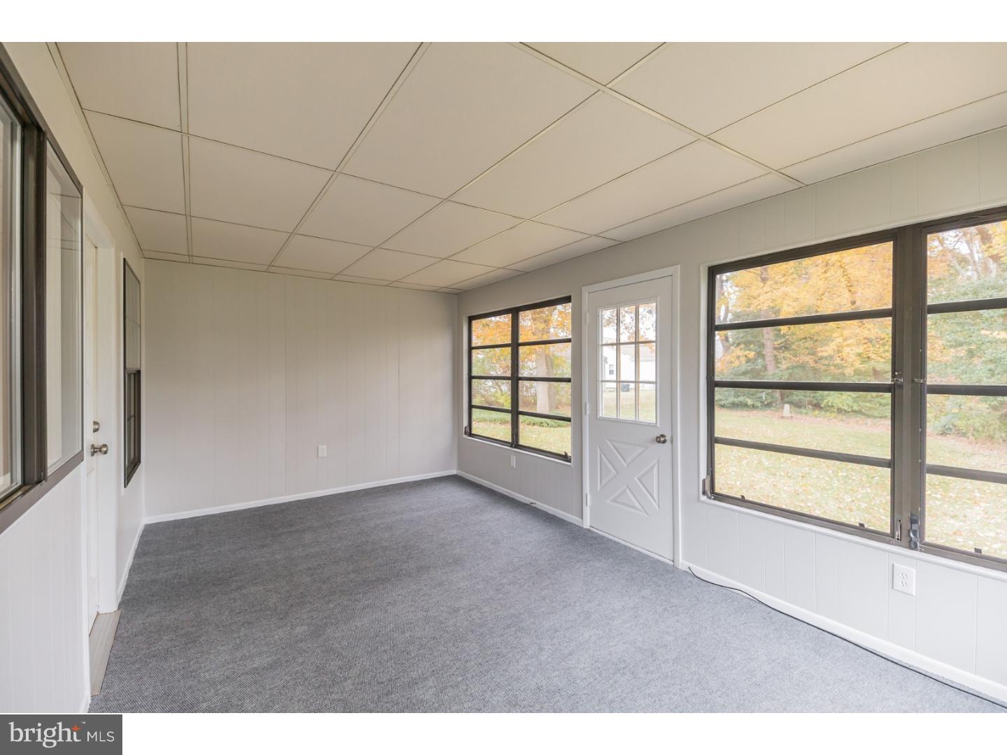 26 Windsor Road Southampton, NJ 08088 - Photo 24 of 25 Enclosed Porch